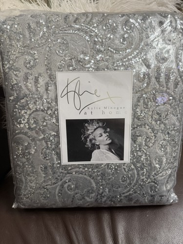 Stunning brand new packet - stunning, in