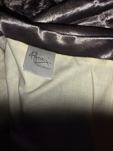 Kylie minogue silver grey faux - minogue,